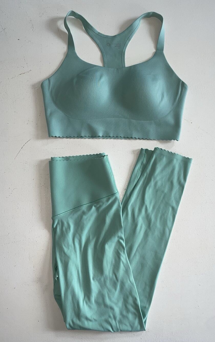 OFFLINE by Aerie Real Me Scallop Leggings and Sports Bra Set Sz Small Green Mint